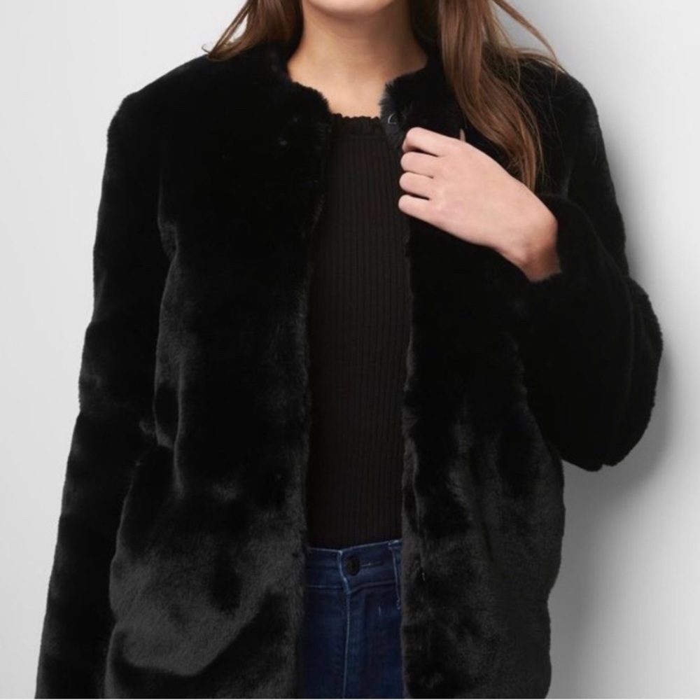GAP Black Faux Fur Jacket - NWT